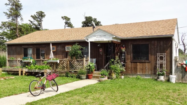 I love this! The Smith Island Motel. How you can have a motel on an island you can't take a car to is beyond me...