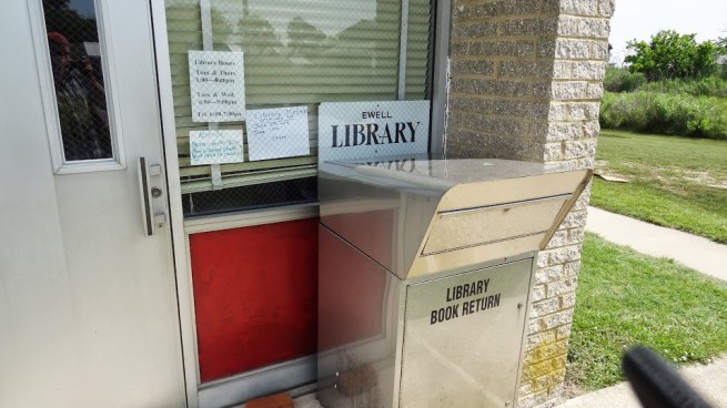 Being a librarian, I must take photos of libraries in the places I travel. Here the elementary school library doubles as the public library. 